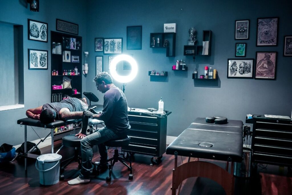 10 things you should know before your first tattoo.